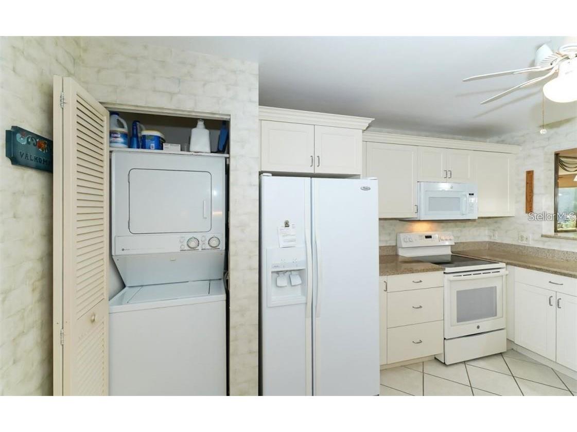183 Pineneedle Drive Bradenton FL 34210 A4687353 image9