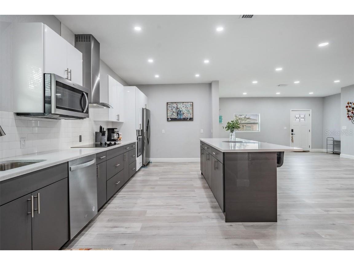 1830 20th Street S Saint Petersburg FL 33712 U8237071 image11