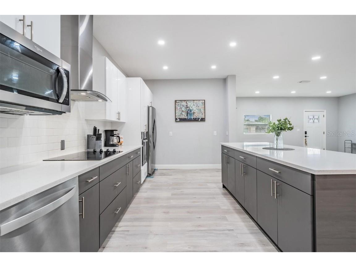 1830 20th Street S Saint Petersburg FL 33712 U8237071 image12