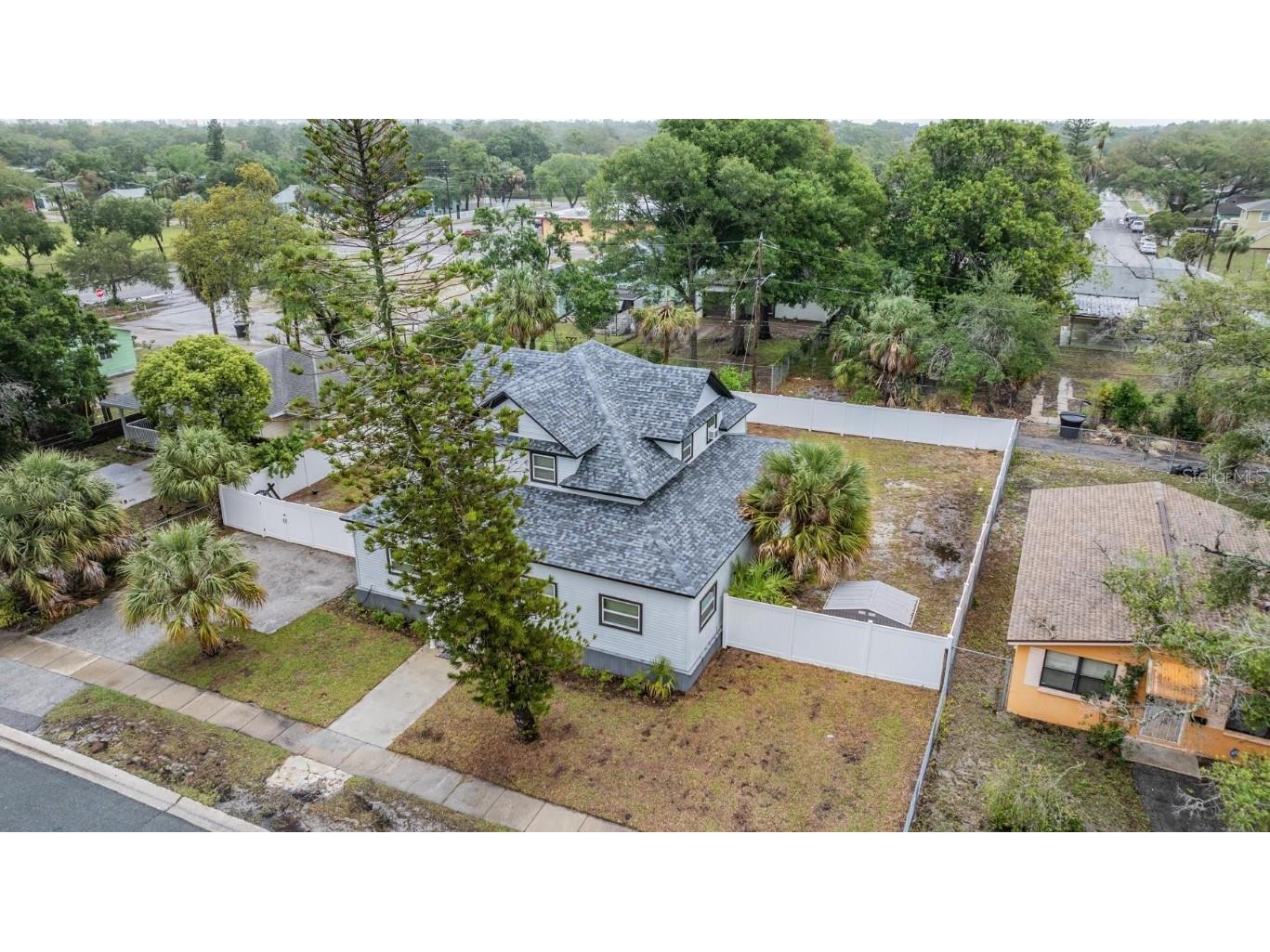 1830 20th Street S Saint Petersburg FL 33712 U8237071 image40