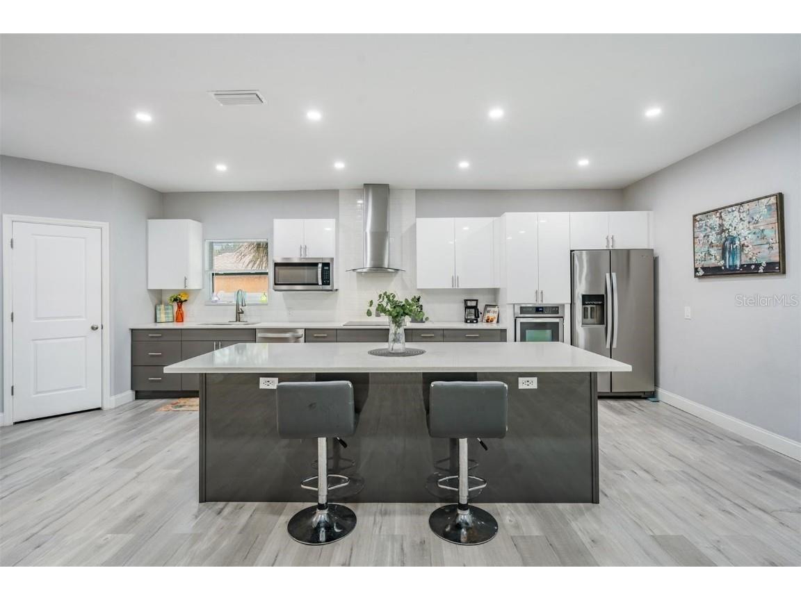 1830 20th Street S Saint Petersburg FL 33712 U8237071 image8