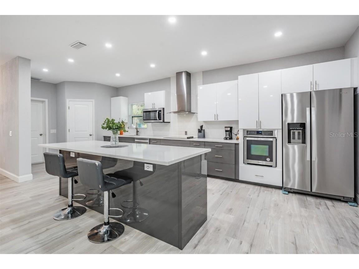 1830 20th Street S Saint Petersburg FL 33712 U8237071 image9