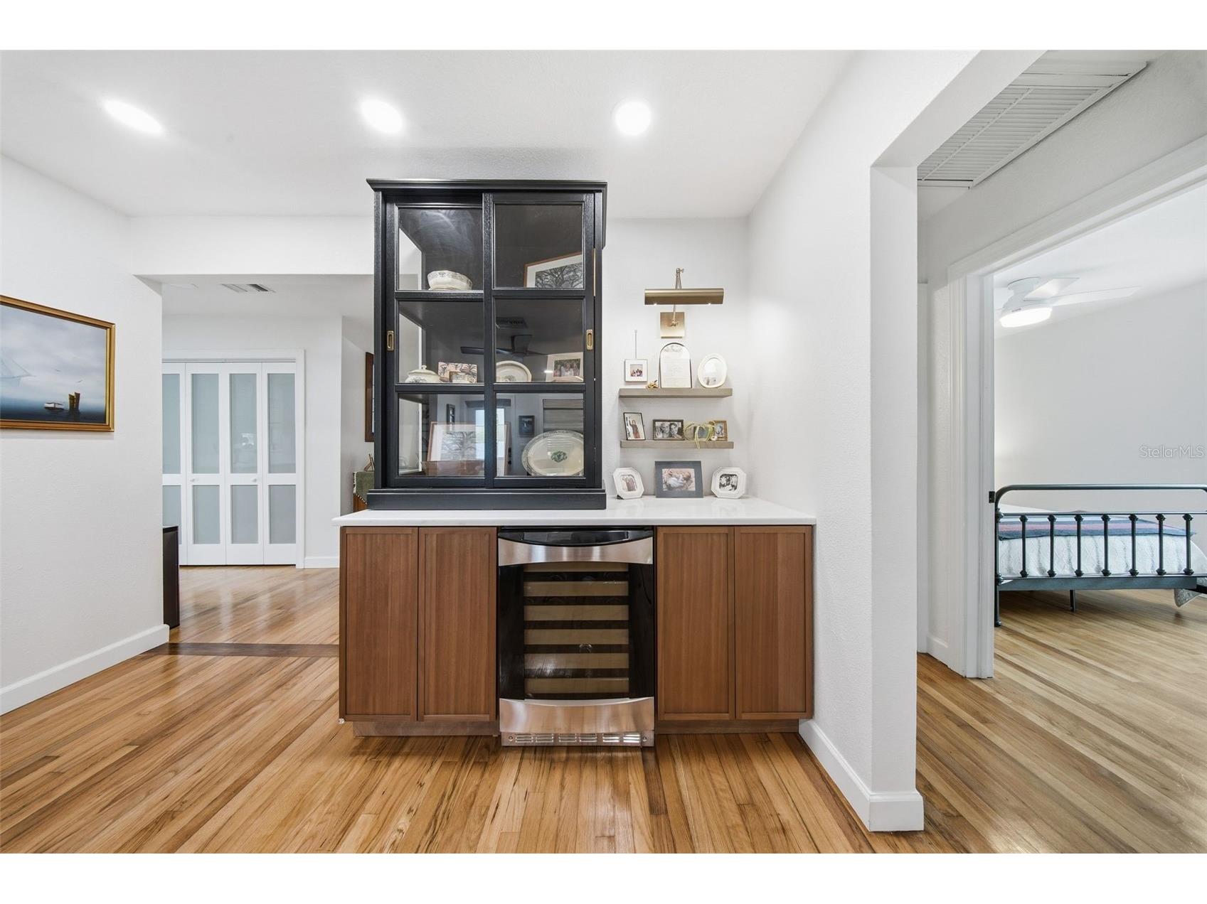 1830 Main Street Safety Harbor FL 34695 TB8453535 image25