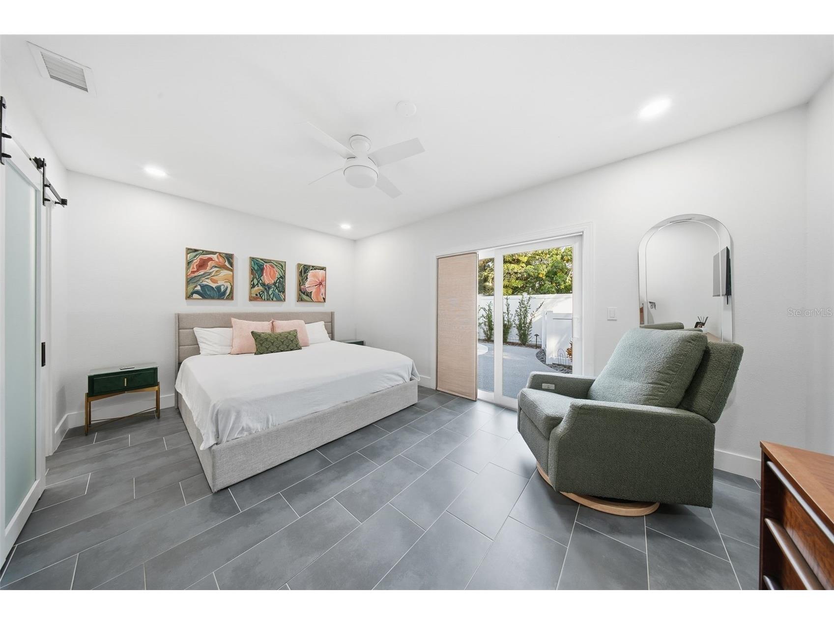 1830 Main Street Safety Harbor FL 34695 TB8453535 image27