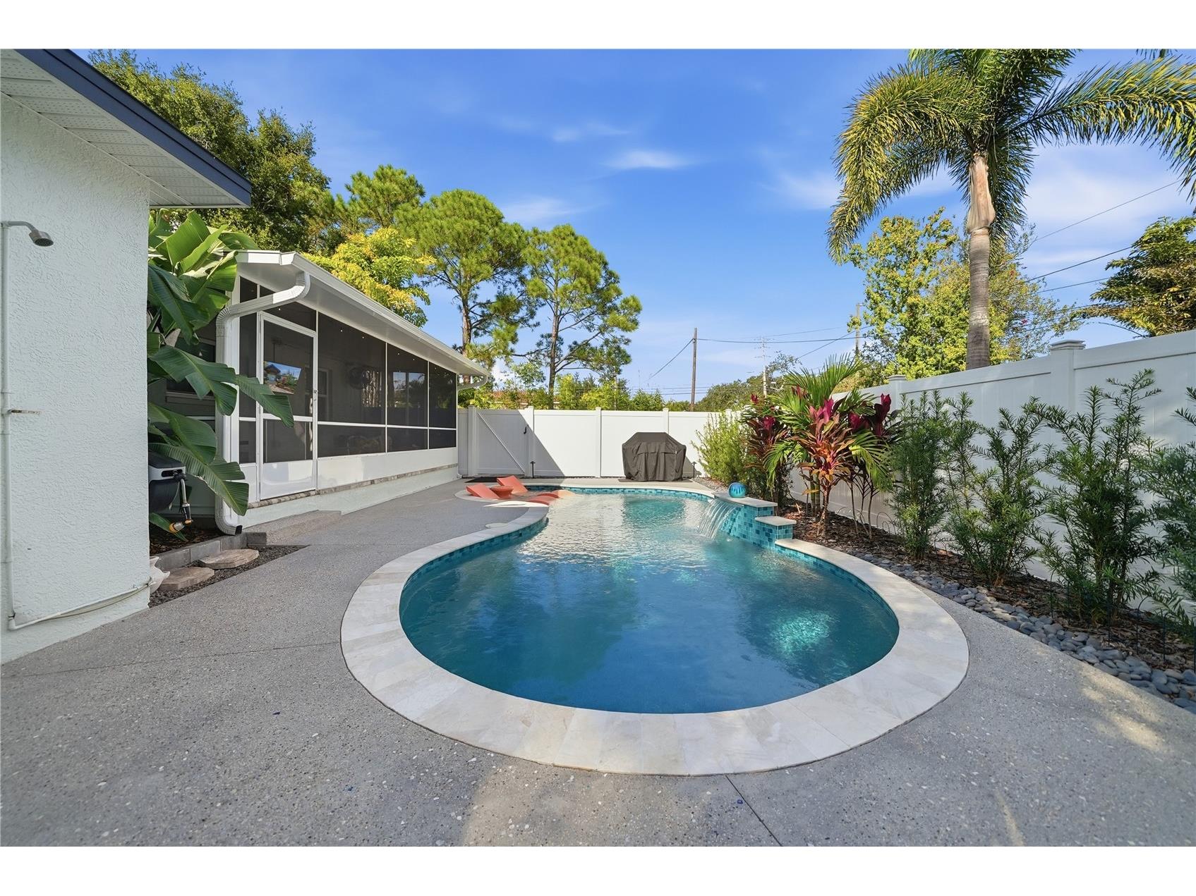 1830 Main Street Safety Harbor FL 34695 TB8518503 image11