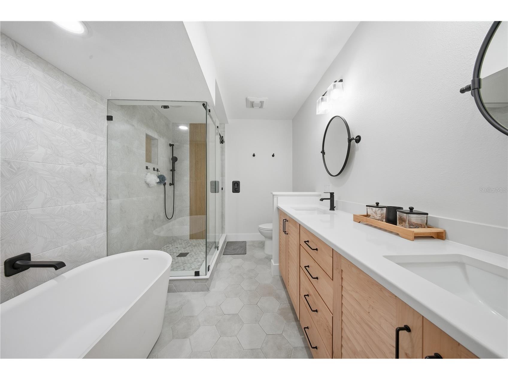 1830 Main Street Safety Harbor FL 34695 TB8518503 image6