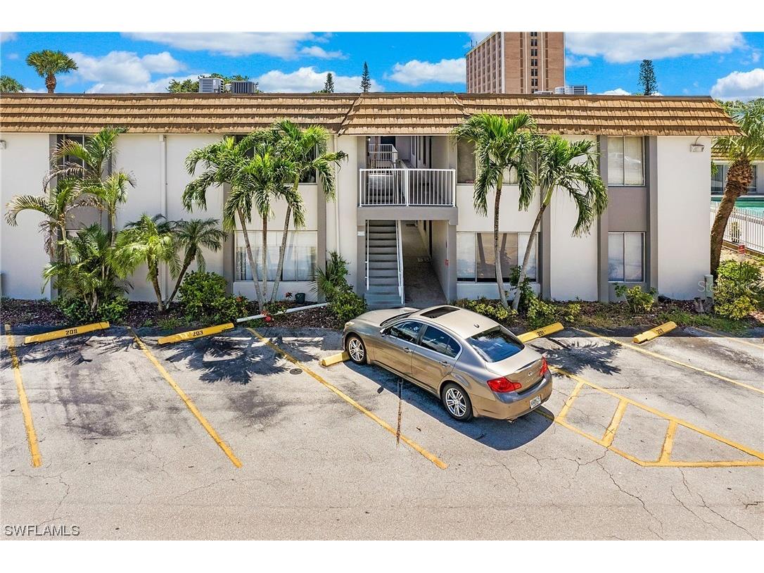 1830 Maravilla Avenue #413 Fort Myers FL 33901 O6261435 image1