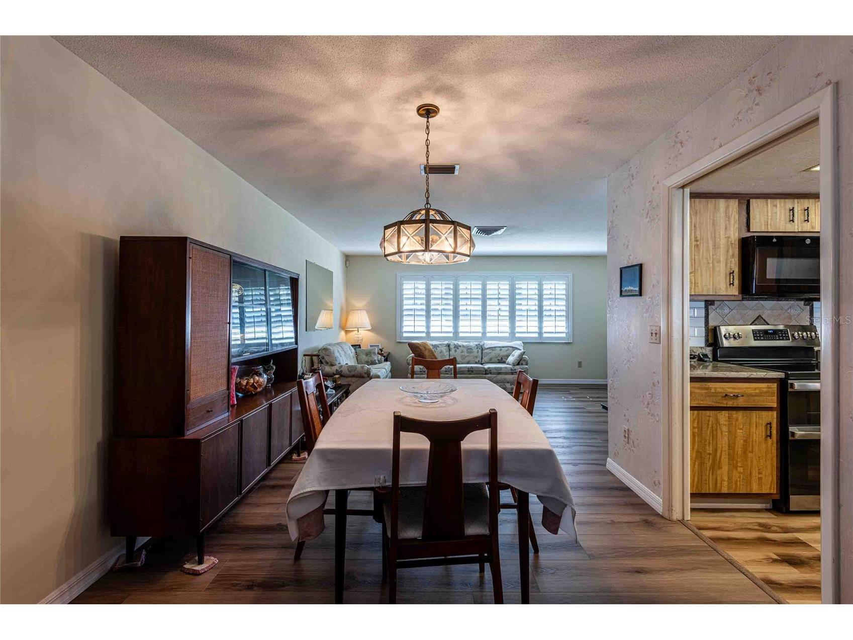 1830 Oak Forest Drive S Clearwater FL 33759 TB8464960 image13