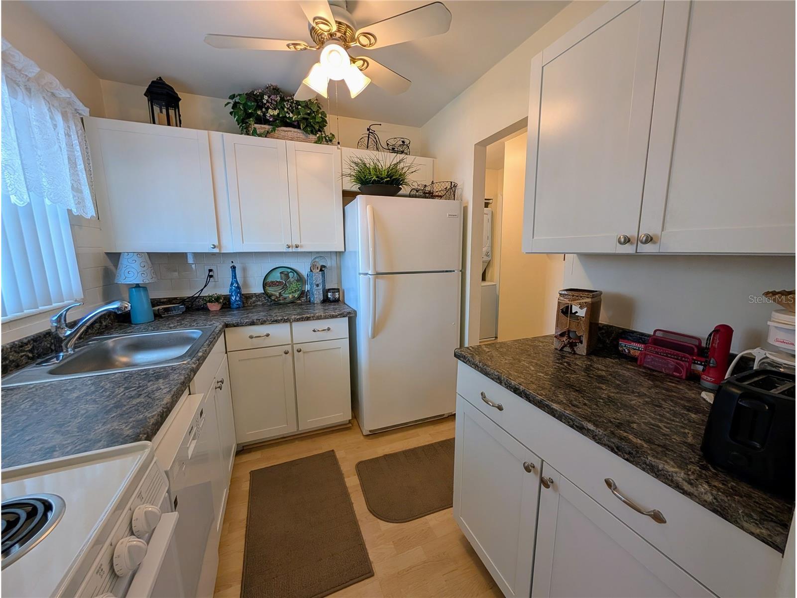1830 Restful Drive #M-33 Bradenton FL 34207 A4693546 image7