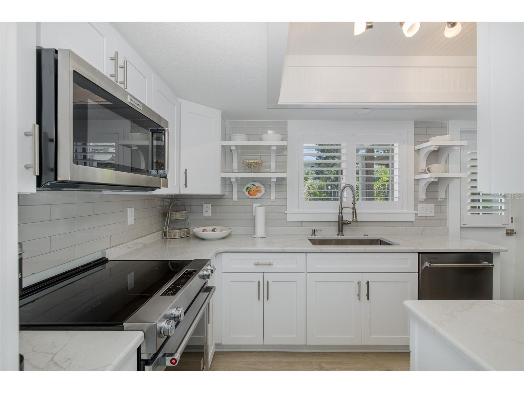 1830 Santa Barbara Drive Dunedin FL 34698 W7876306 image17