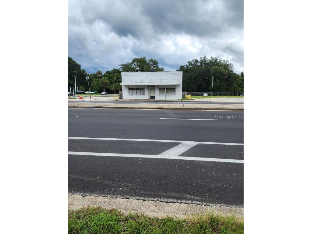 18301 N Us Highway 301 Citra FL 32113 OM683296 image1