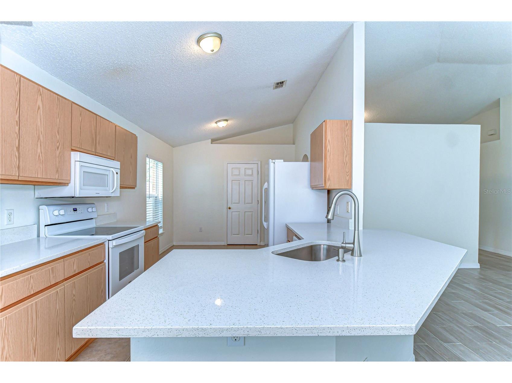 18303 Elmhurst Lane Tampa FL 33647 TB8524721 image16