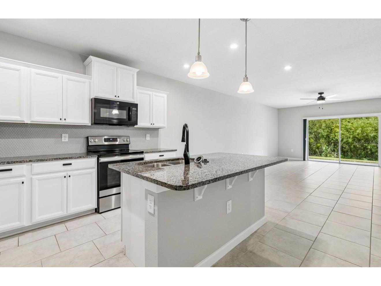 18307 Turning Leaf Circle Land O Lakes FL 34638 W7886687 image6