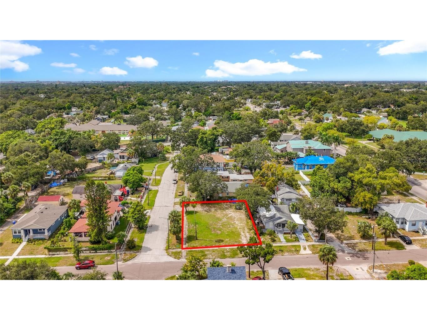 1831 10th Street S Saint Petersburg FL 33705 TB8435455 image1