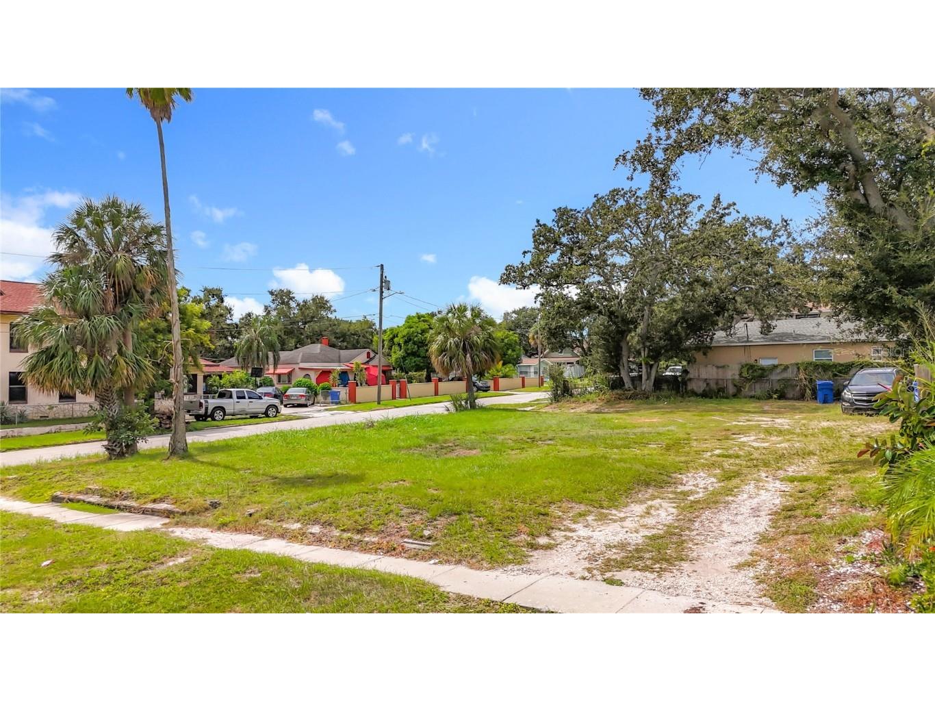 1831 10th Street S Saint Petersburg FL 33705 TB8435455 image17