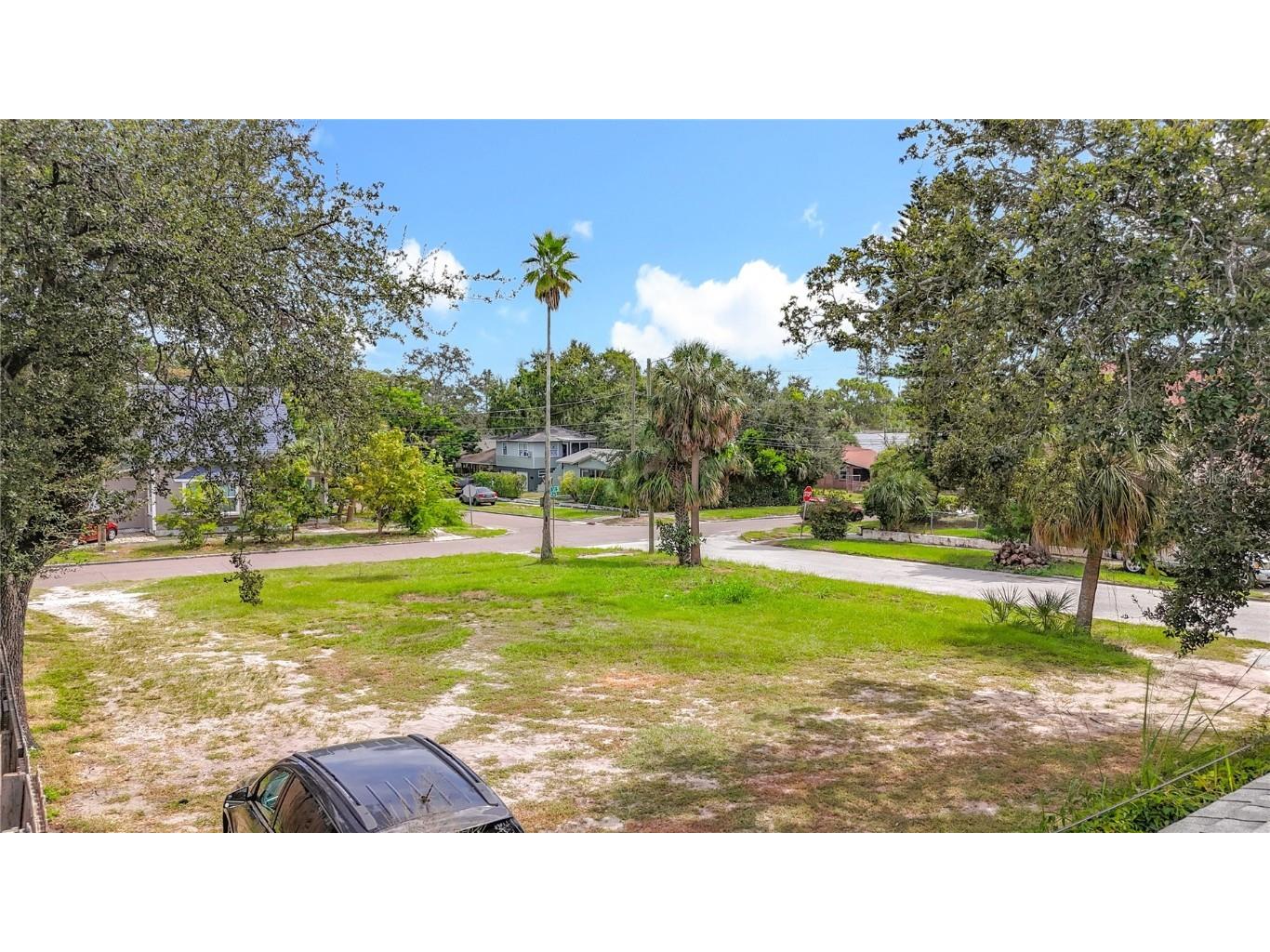 1831 10th Street S Saint Petersburg FL 33705 TB8435455 image19