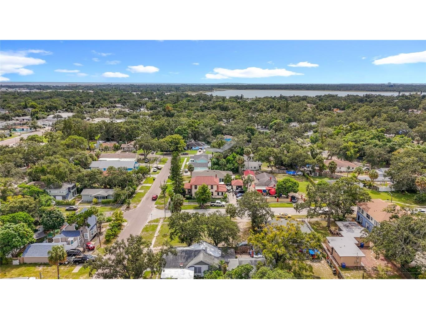 1831 10th Street S Saint Petersburg FL 33705 TB8435455 image29