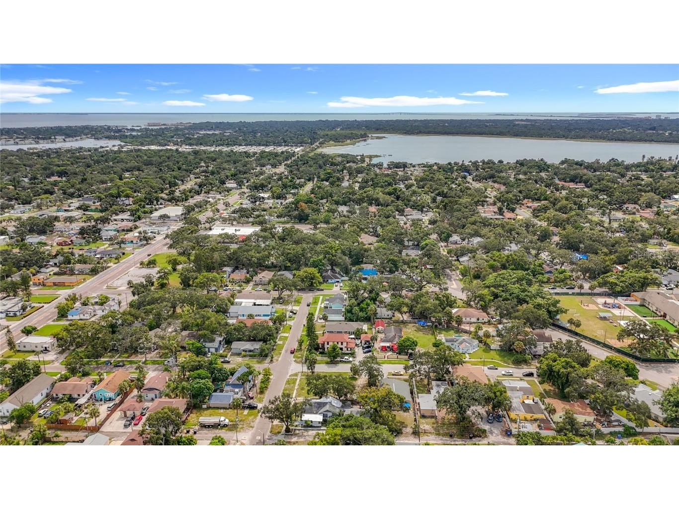 1831 10th Street S Saint Petersburg FL 33705 TB8435455 image30