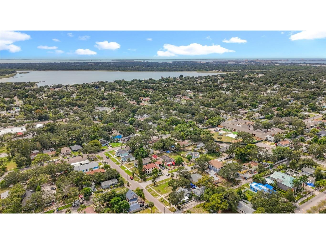 1831 10th Street S Saint Petersburg FL 33705 TB8435455 image6