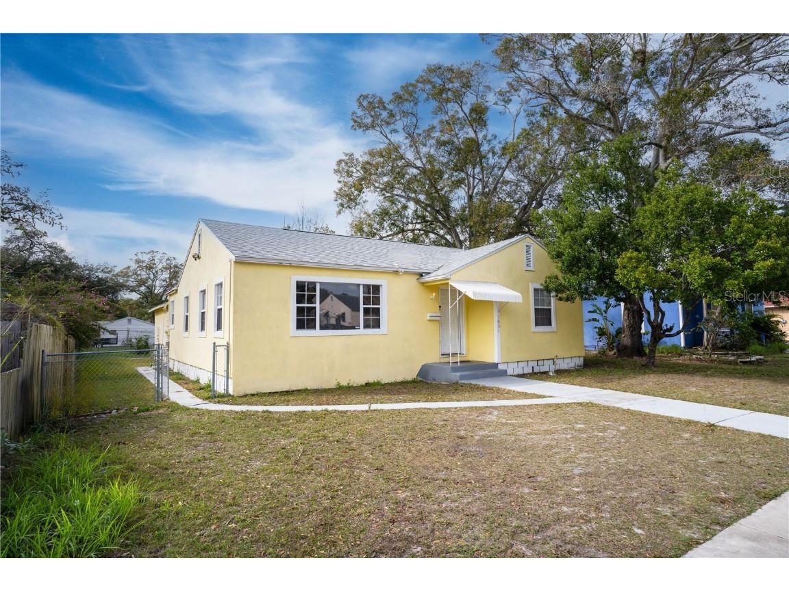 1831 29th Street S Saint Petersburg FL 33712 U8231436 image1