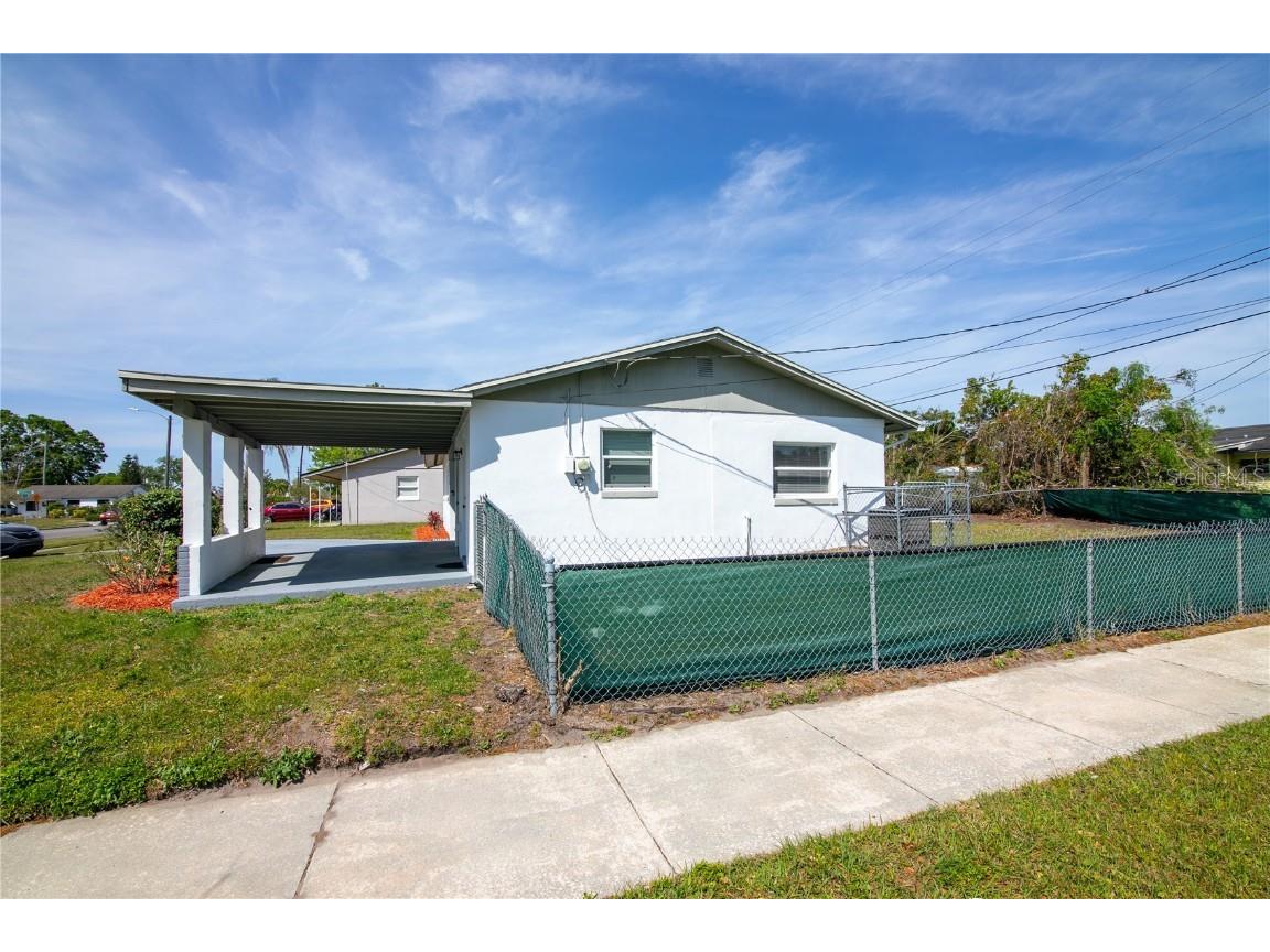 1831 Aaron Avenue Orlando FL 32811 O6365284 image17