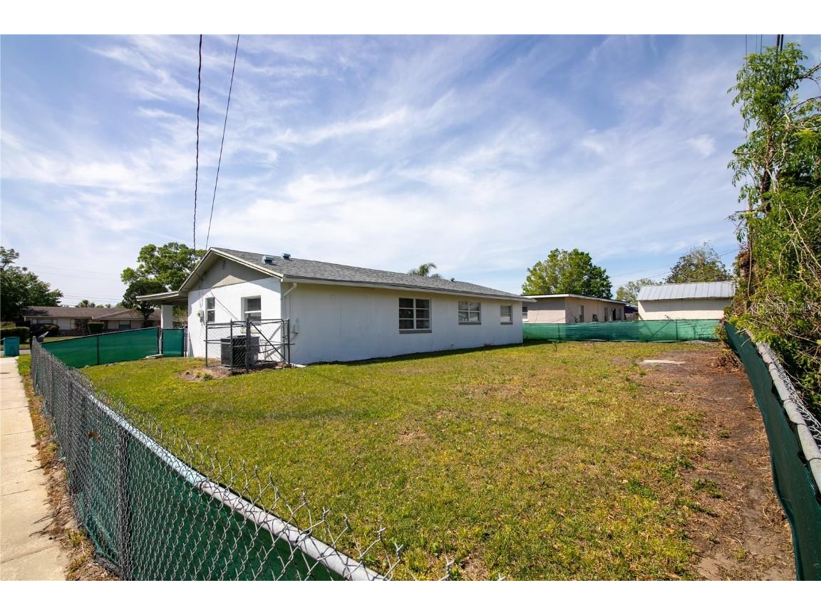 1831 Aaron Avenue Orlando FL 32811 O6365284 image18