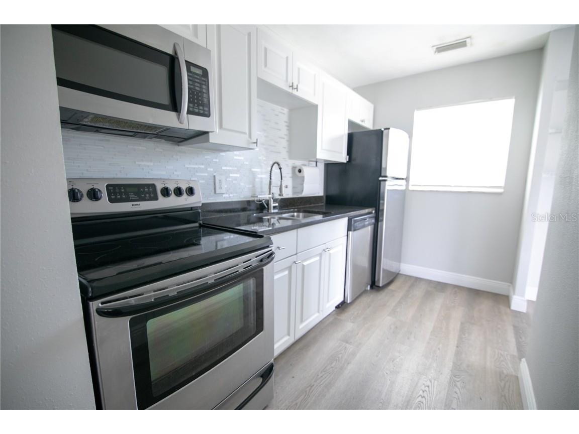 1831 Aaron Avenue Orlando FL 32811 O6365284 image20