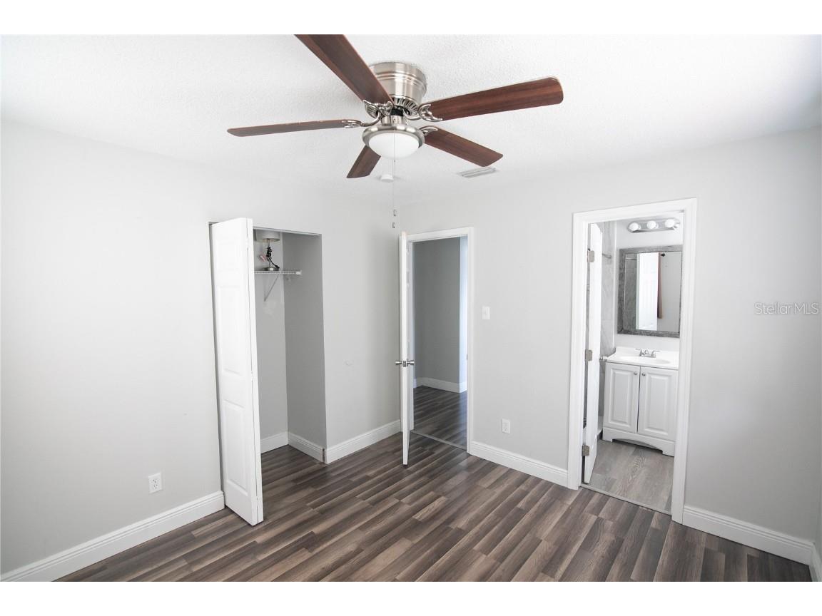 1831 Aaron Avenue Orlando FL 32811 O6365284 image8