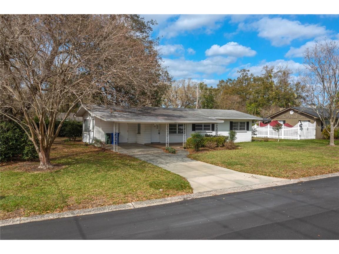 1831 Meadowbrook Ave Lakeland FL 33803 L4935412 image1