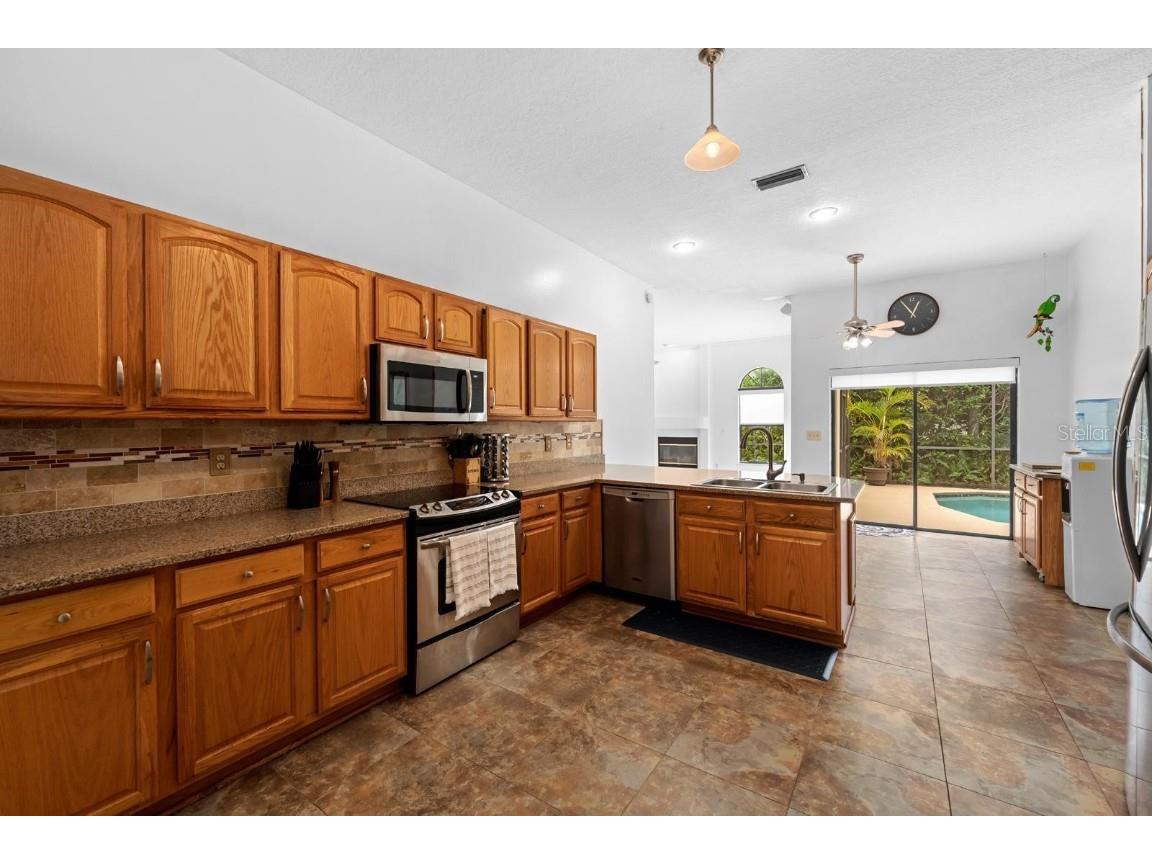 1831 Stable Trail Palm Harbor FL 34685 TB8445591 image20