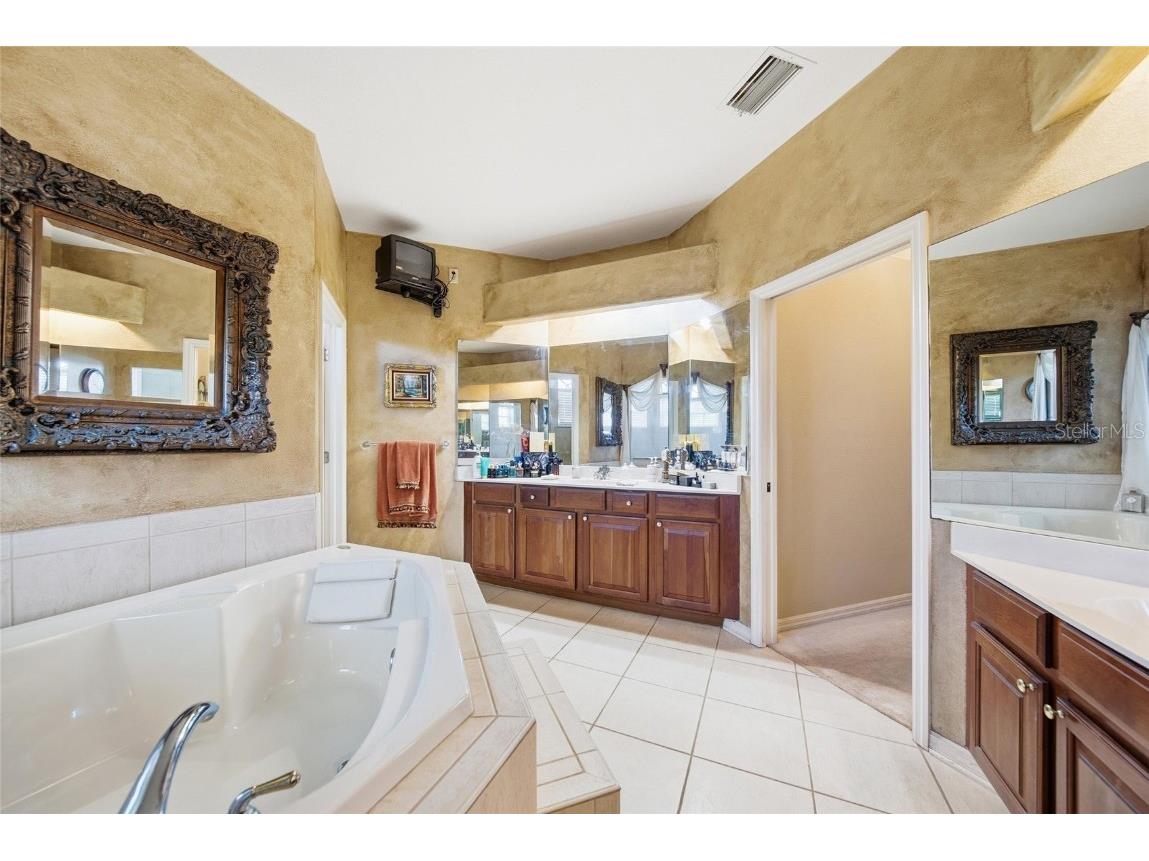 18310 Eastwyck Drive Tampa FL 33647 TB8449048 image19