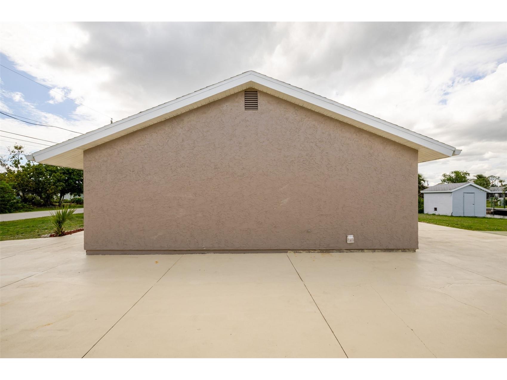 18310 Van Nuys Circle Port Charlotte FL 33948 A4686648 image27