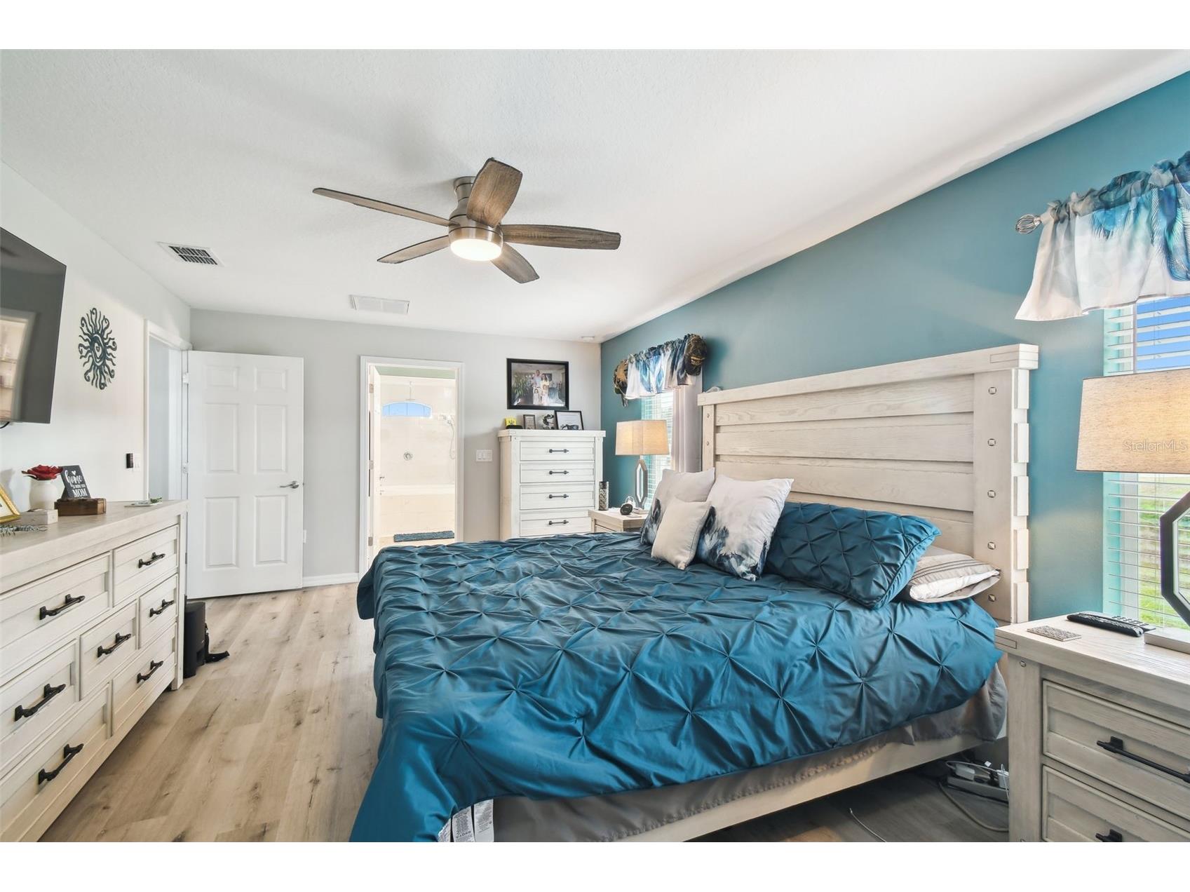 18317 Treehaven Drive Hudson FL 34667 - POND W7883026 image21