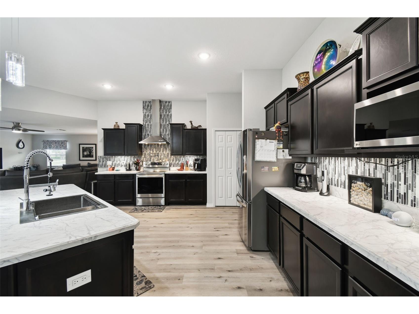 18317 Treehaven Drive Hudson FL 34667 - POND W7883026 image4