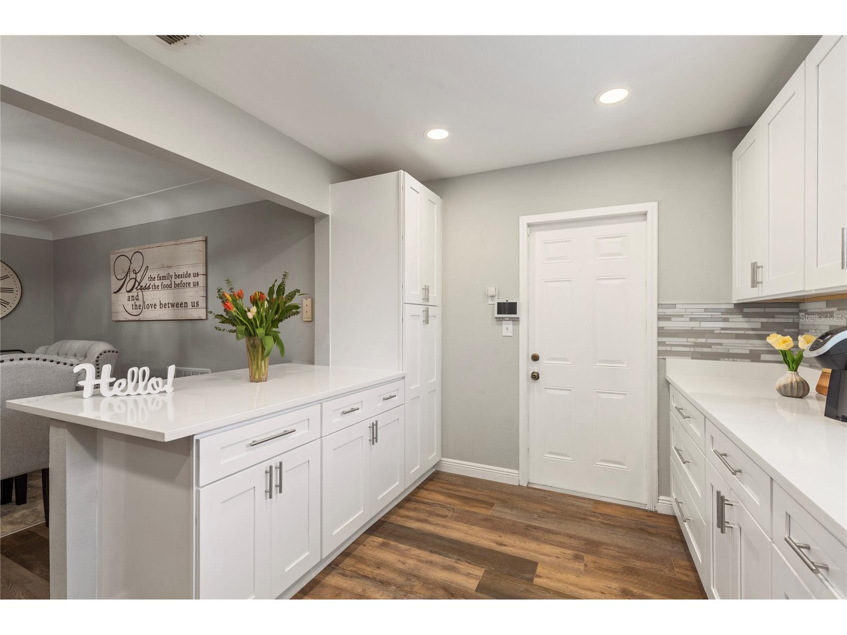 1832 69th Avenue S Saint Petersburg FL 33712 TB8475817 image14