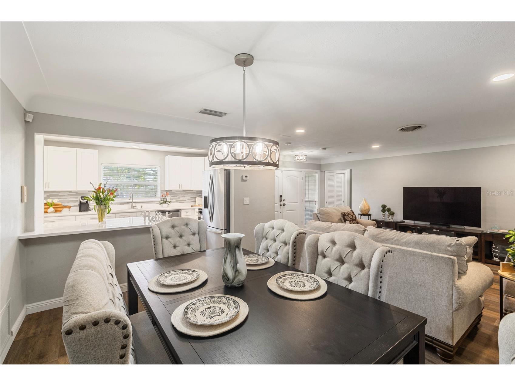 1832 69th Avenue S Saint Petersburg FL 33712 TB8475817 image17