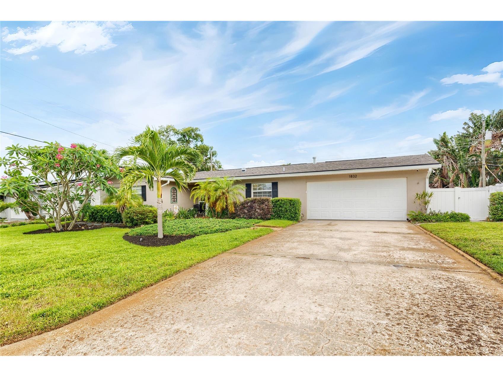 1832 69th Avenue S Saint Petersburg FL 33712 TB8475817 image3
