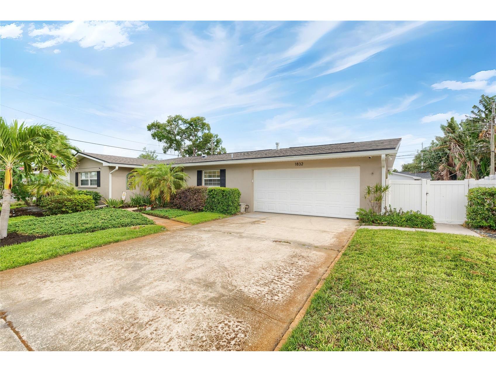 1832 69th Avenue S Saint Petersburg FL 33712 TB8475817 image4