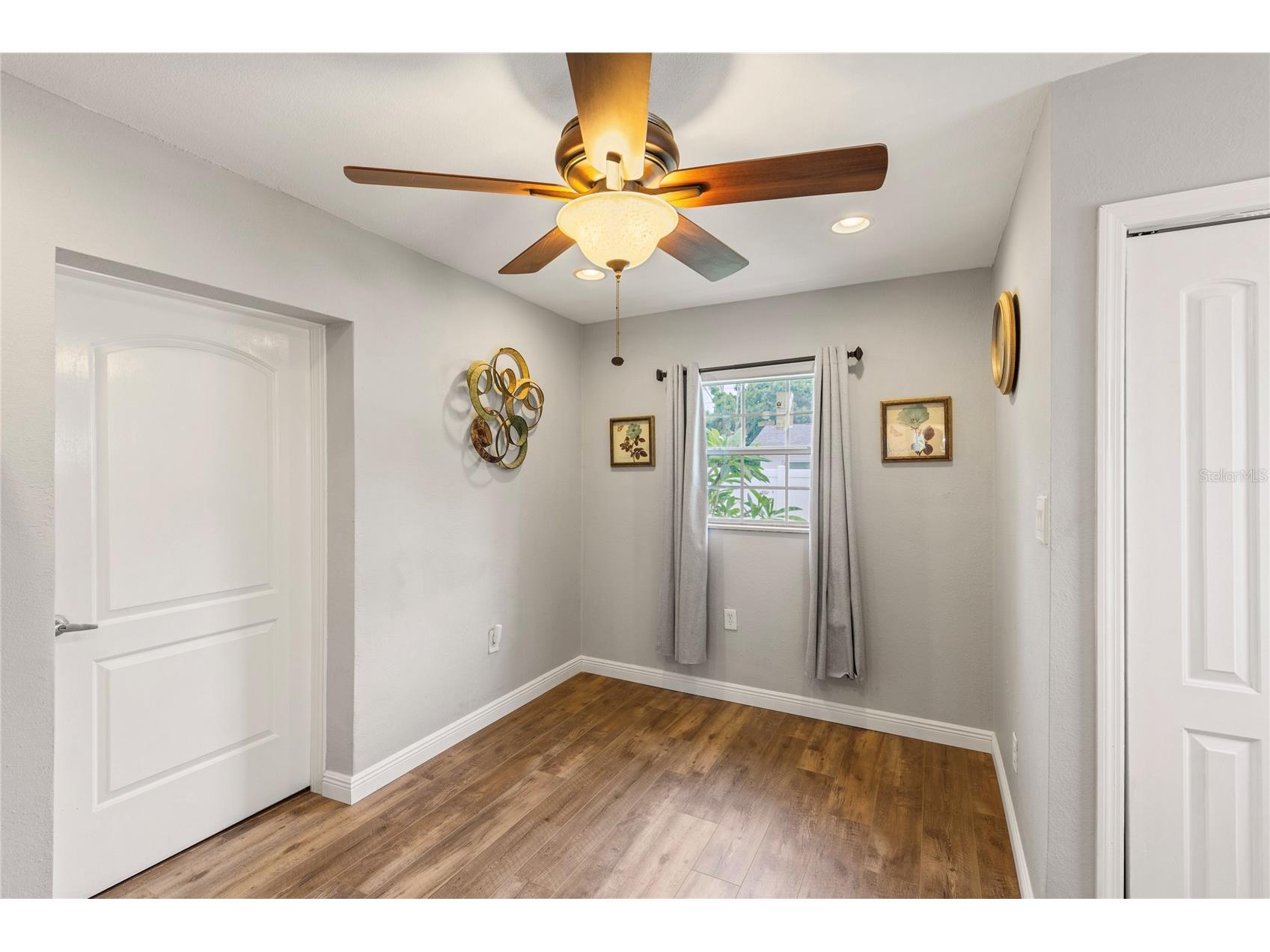 1832 69th Avenue S Saint Petersburg FL 33712 TB8475817 image41