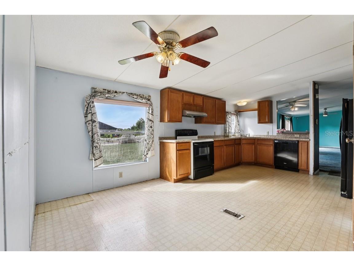 1832 Jones Drive Leesburg FL 34748 OM710808 image23