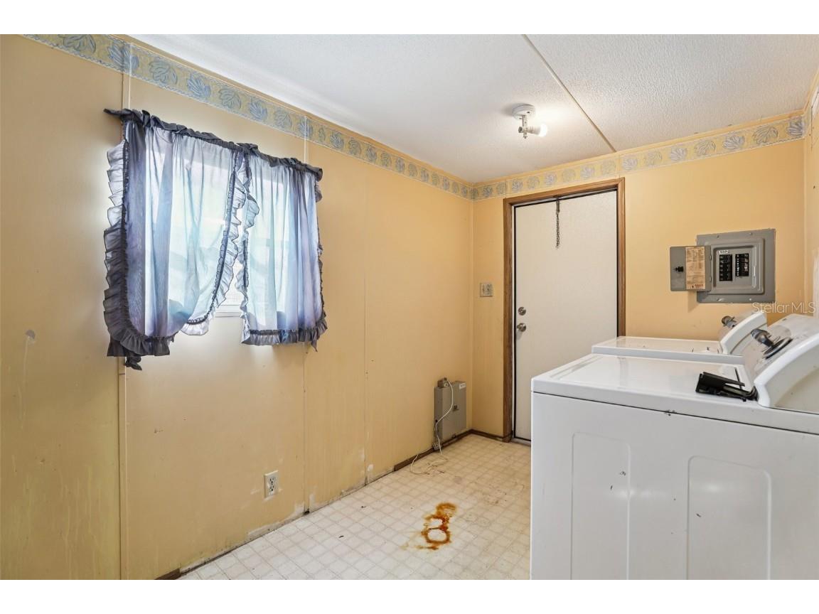 1832 Jones Drive Leesburg FL 34748 OM710808 image35
