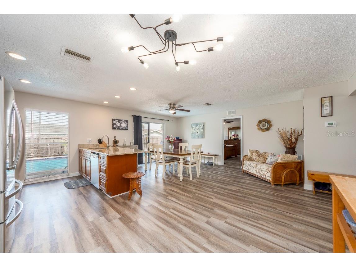 1832 Seton Drive Clearwater FL 33763 TB8427548 image10