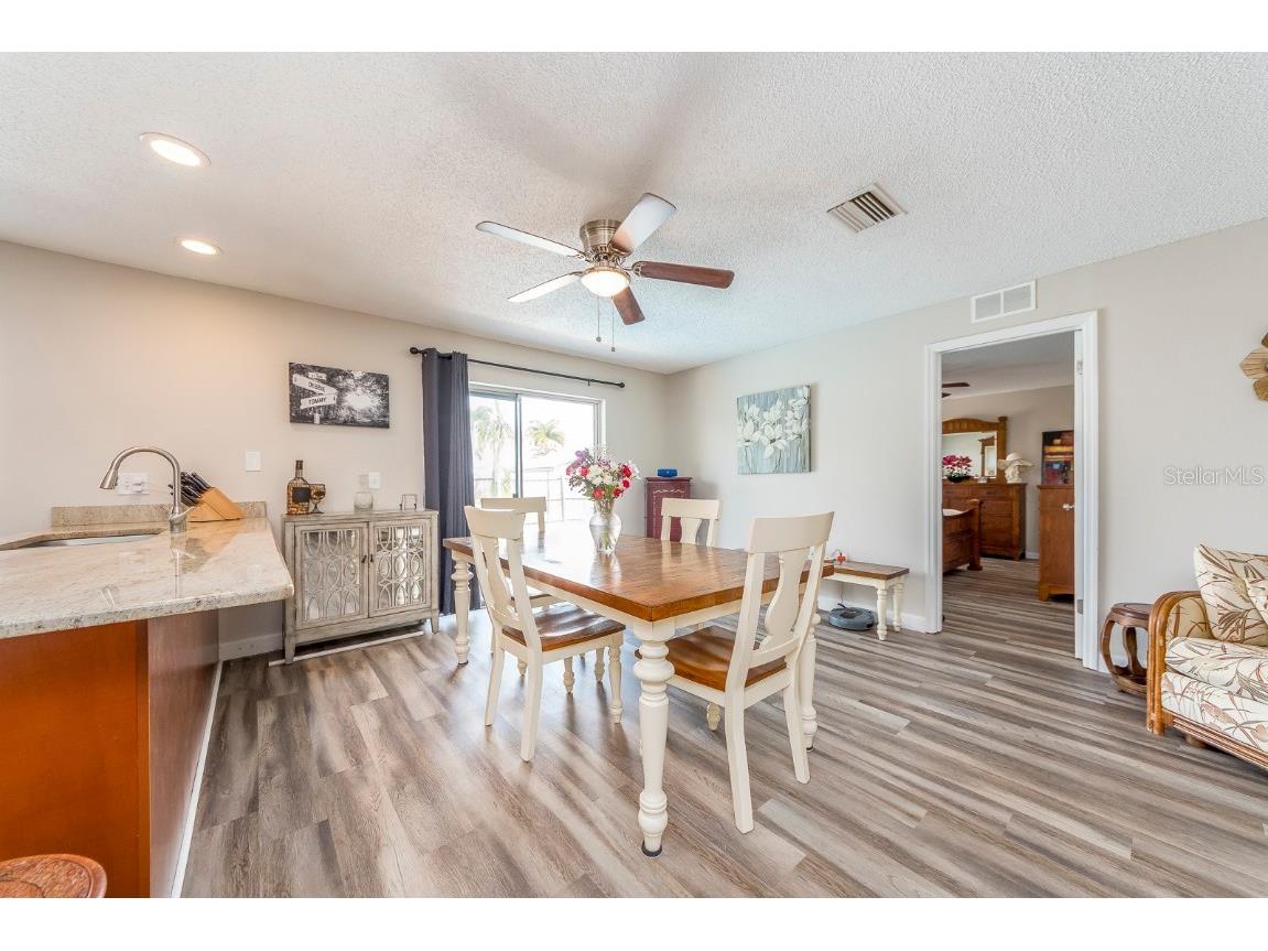 1832 Seton Drive Clearwater FL 33763 TB8427548 image14