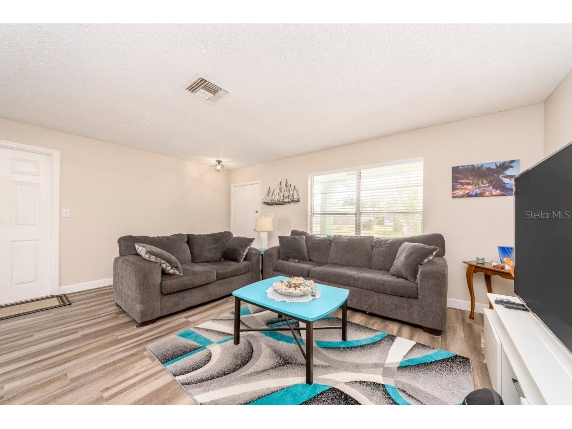 1832 Seton Drive Clearwater FL 33763 TB8427548 image8