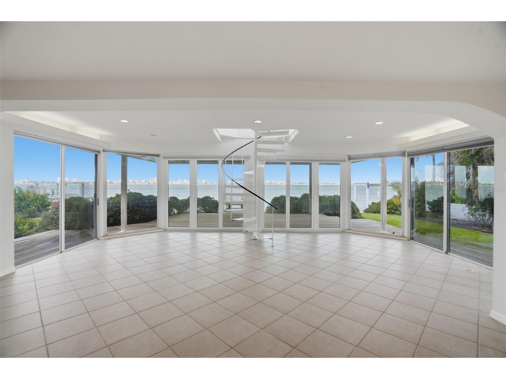 1832 Venetian Point Drive Clearwater FL 33755 TB8513769 image22