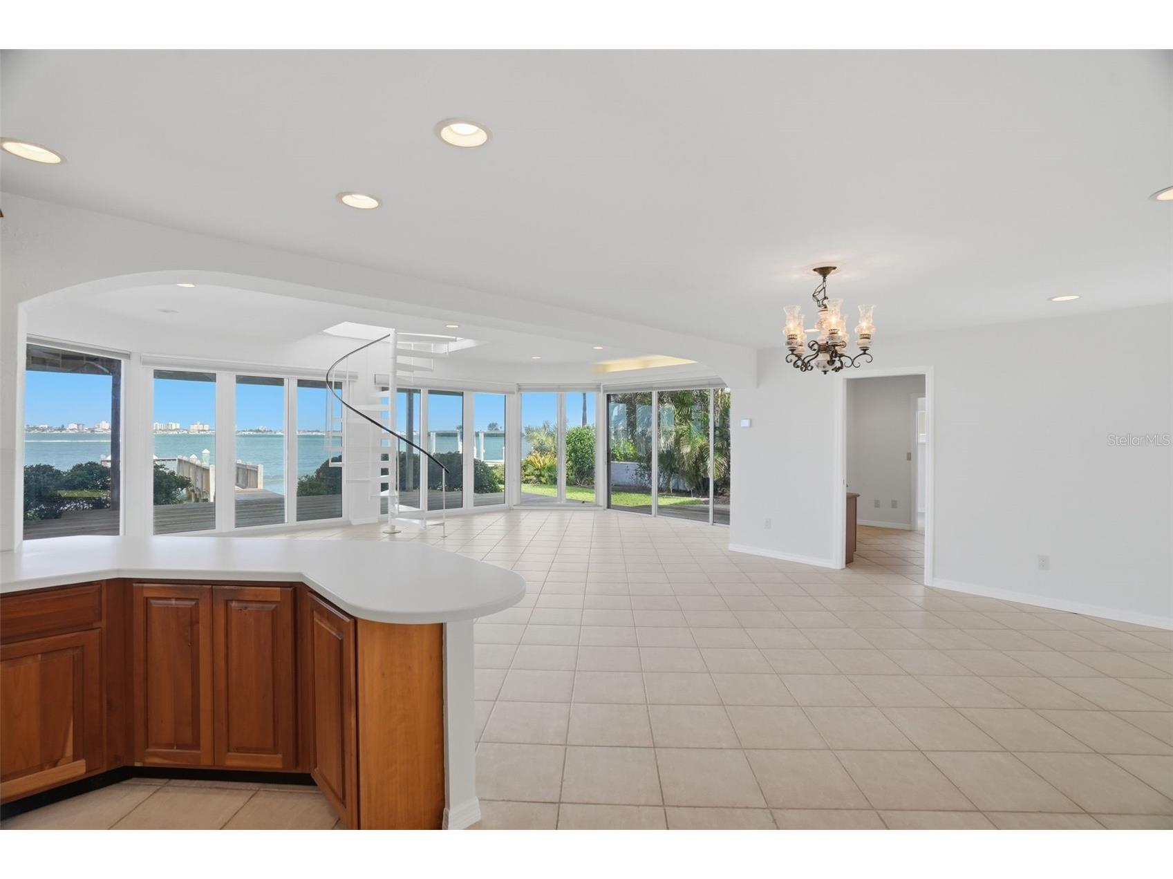 1832 Venetian Point Drive Clearwater FL 33755 TB8513769 image30