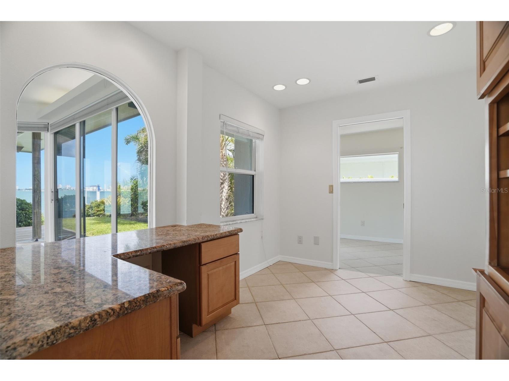1832 Venetian Point Drive Clearwater FL 33755 TB8513769 image36