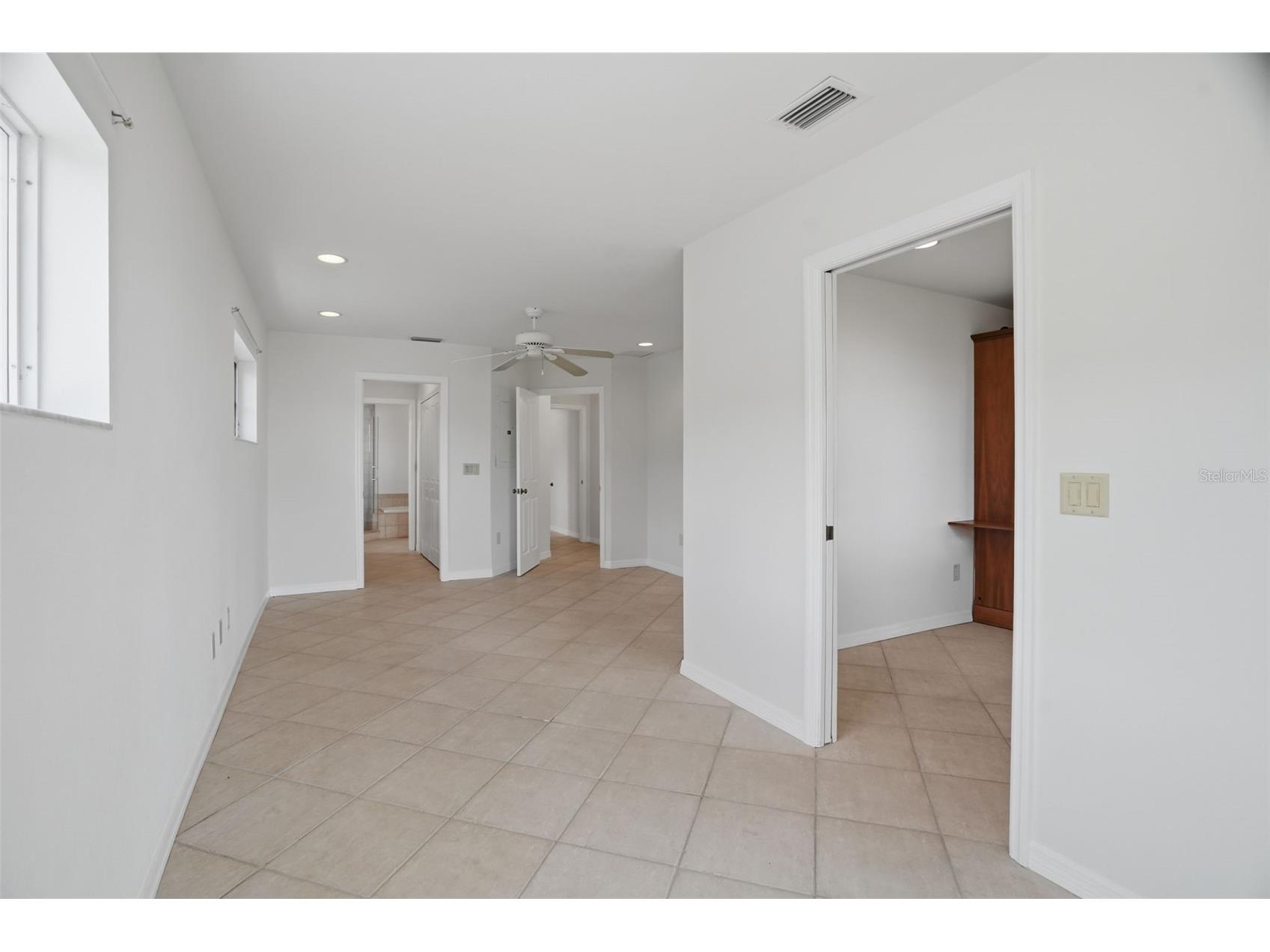 1832 Venetian Point Drive Clearwater FL 33755 TB8513769 image40