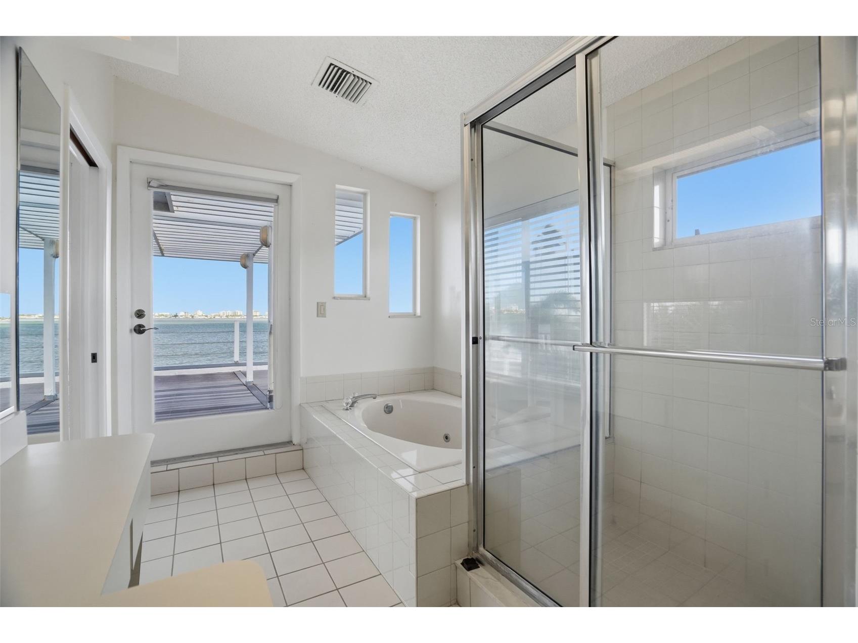 1832 Venetian Point Drive Clearwater FL 33755 TB8513769 image55