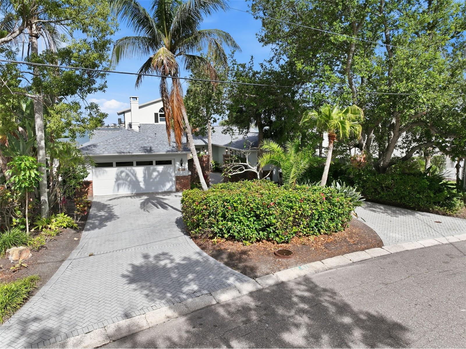 1832 Venetian Point Drive Clearwater FL 33755 TB8513769 image8